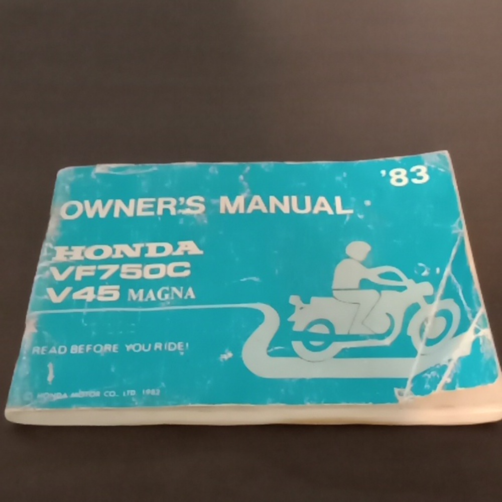 Owner's Manual 1983 Honda Magna VF750 V45